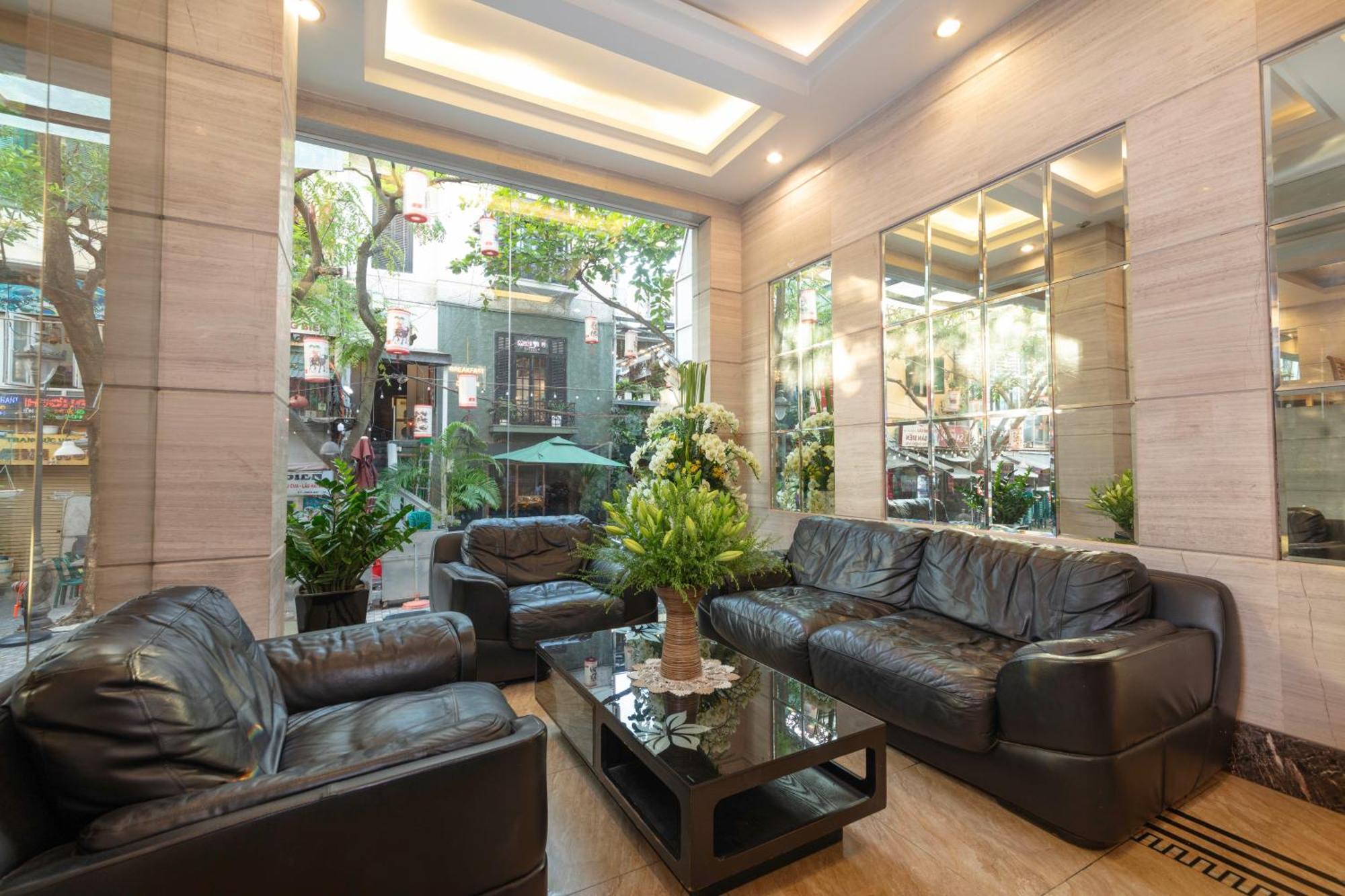 Hanoi Sky Hotel Екстер'єр фото
